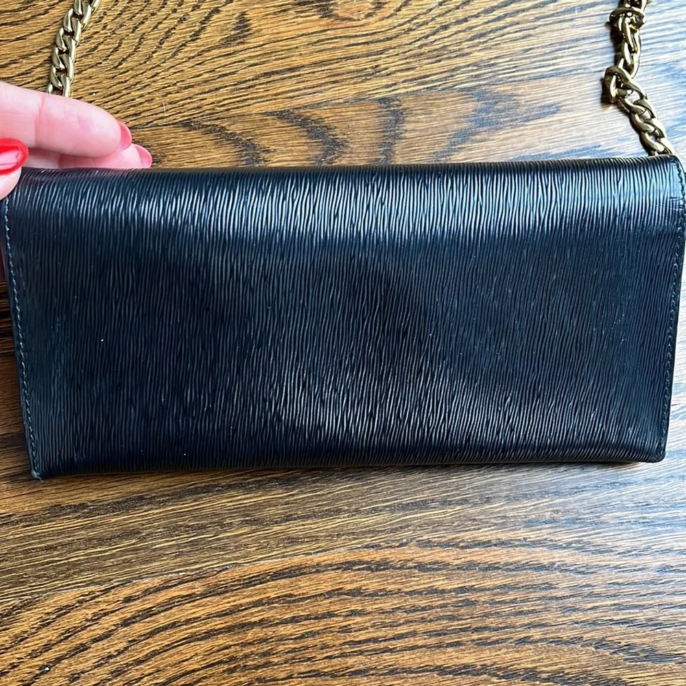Prada Saffiano Leather WOC - Picture 5 of 11